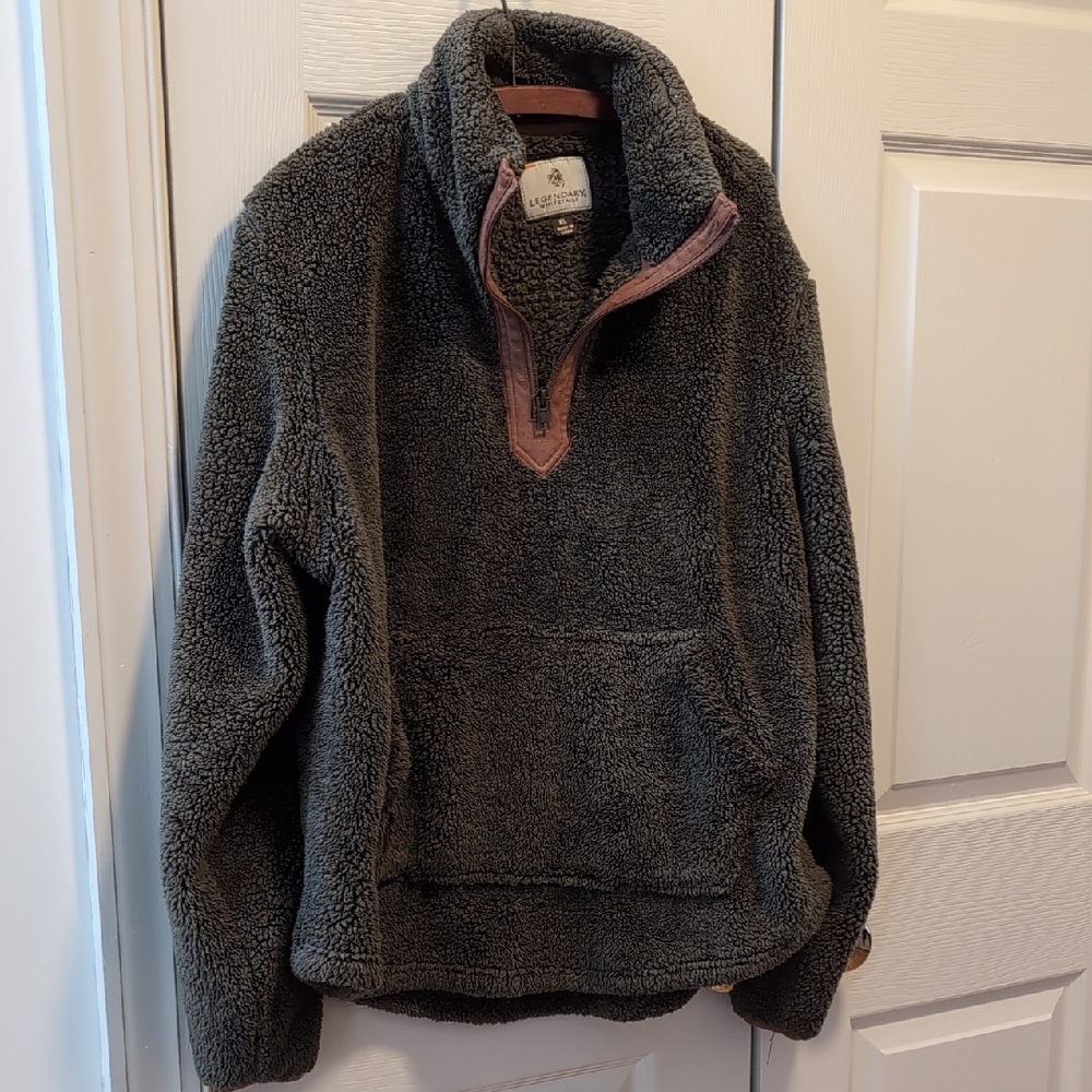 Legendary Whitetails Dark Green Sherpa Pullover